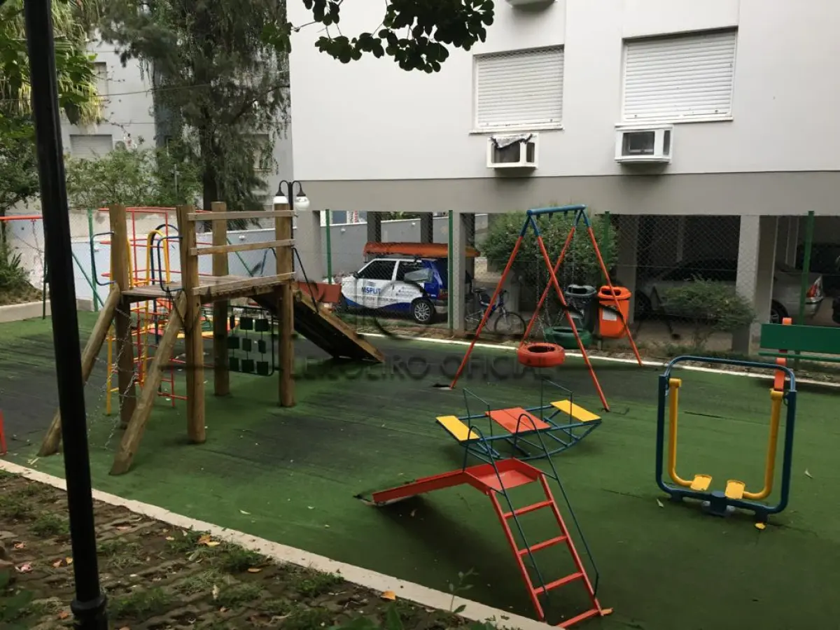 LOTE 003 - Apartamento e vaga na Rua João Wallig