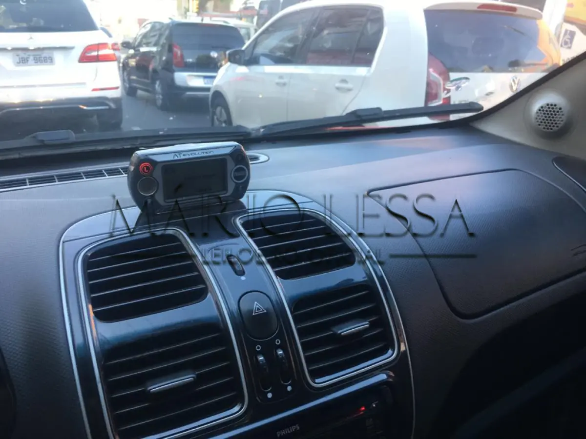 LOTE 01 - FIAT SIENA 2017