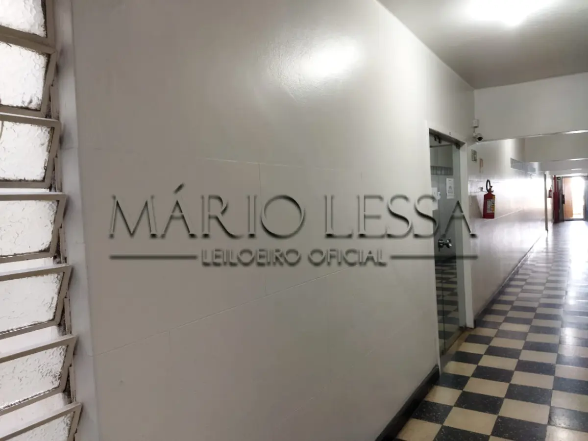 LOTE 001 - Sala de 64m² na Av. Júlio de Castilhos