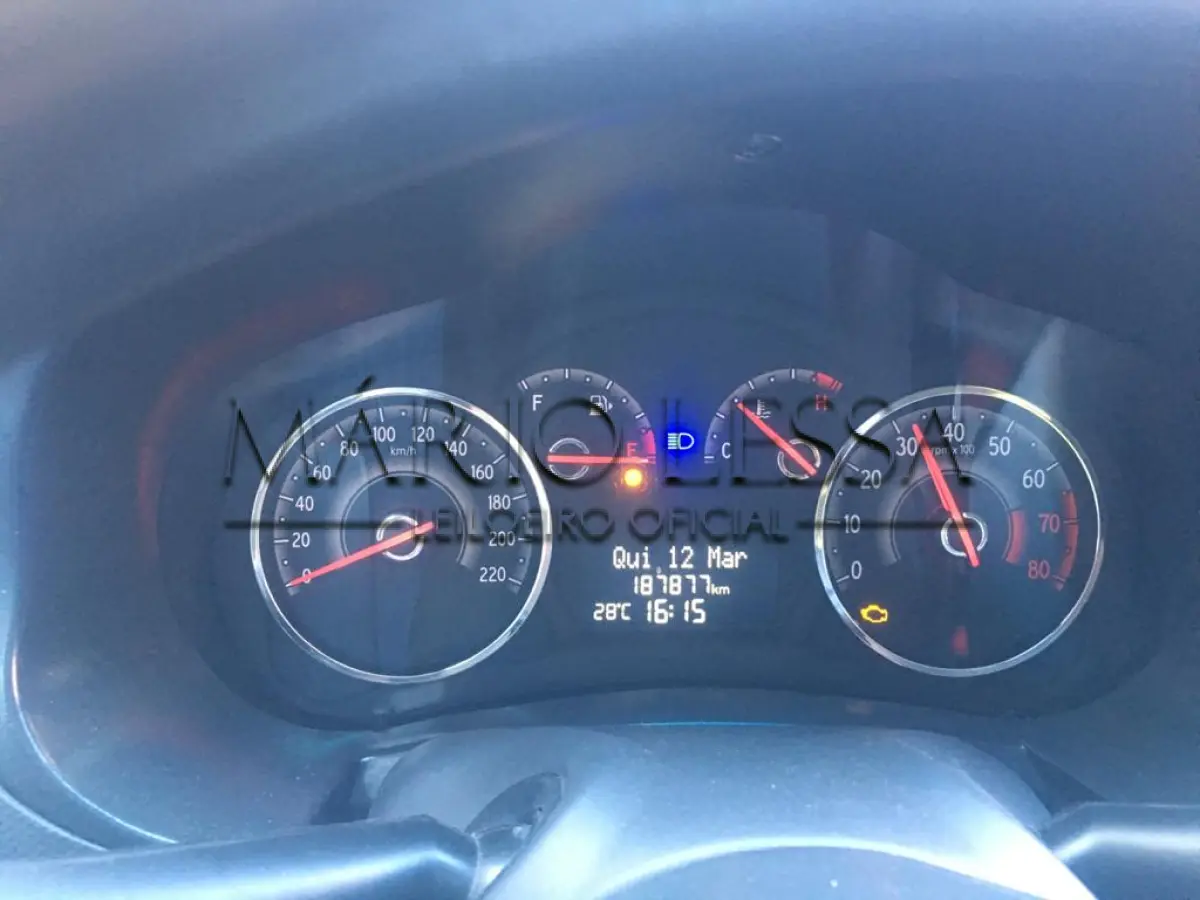 LOTE 01 - FIAT SIENA 2017