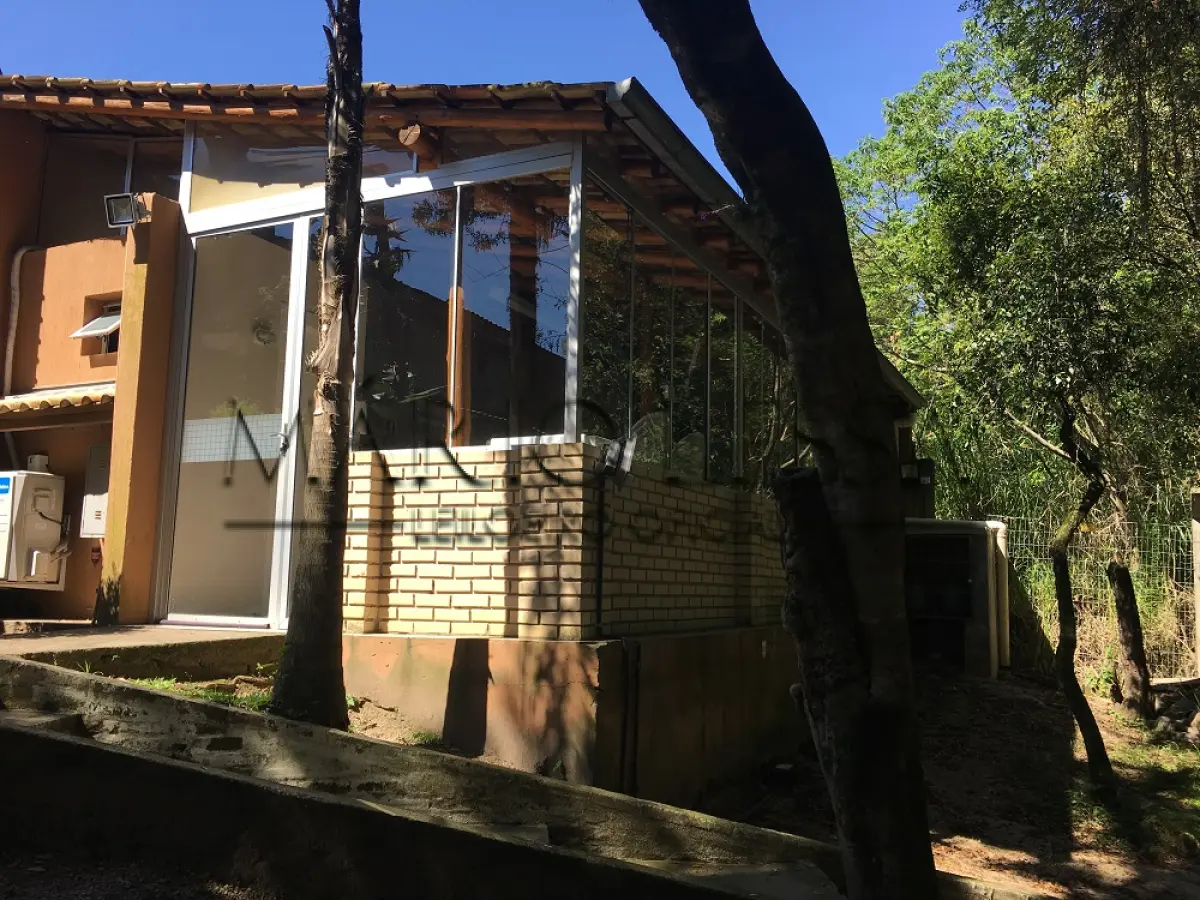 LOTE  - Casa em Condomínio na Ary Tarragô