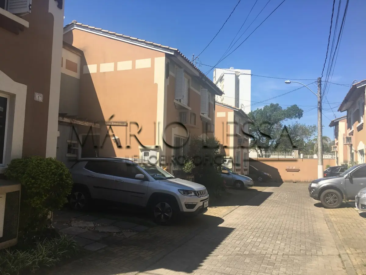 LOTE  - Casa em Condomínio na Ary Tarragô