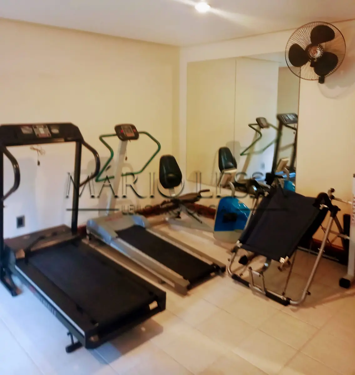 LOTE 001 - Apart. 281m² com três vagas na R. Carlos Trein Filho