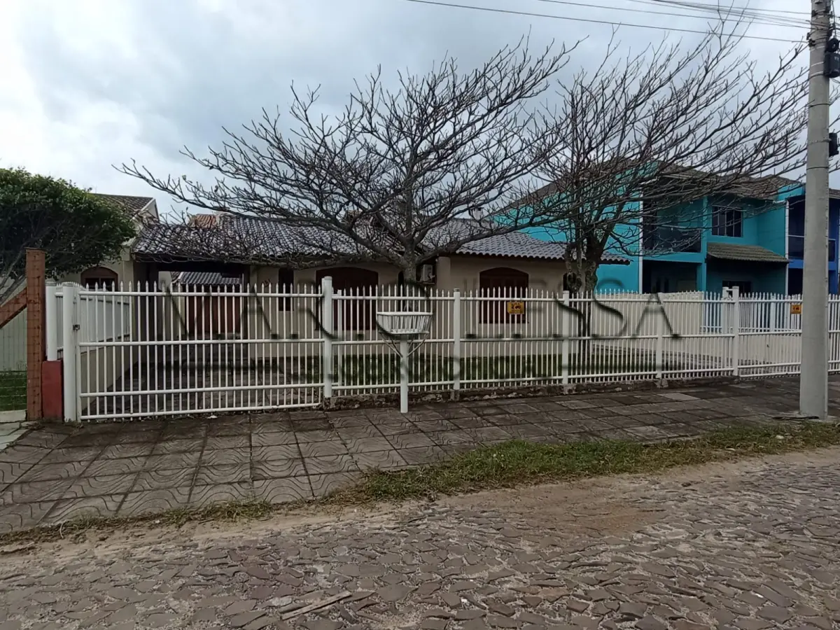 LOTE 003 - Casa na Rua Acre. Em Nova Tramandaí