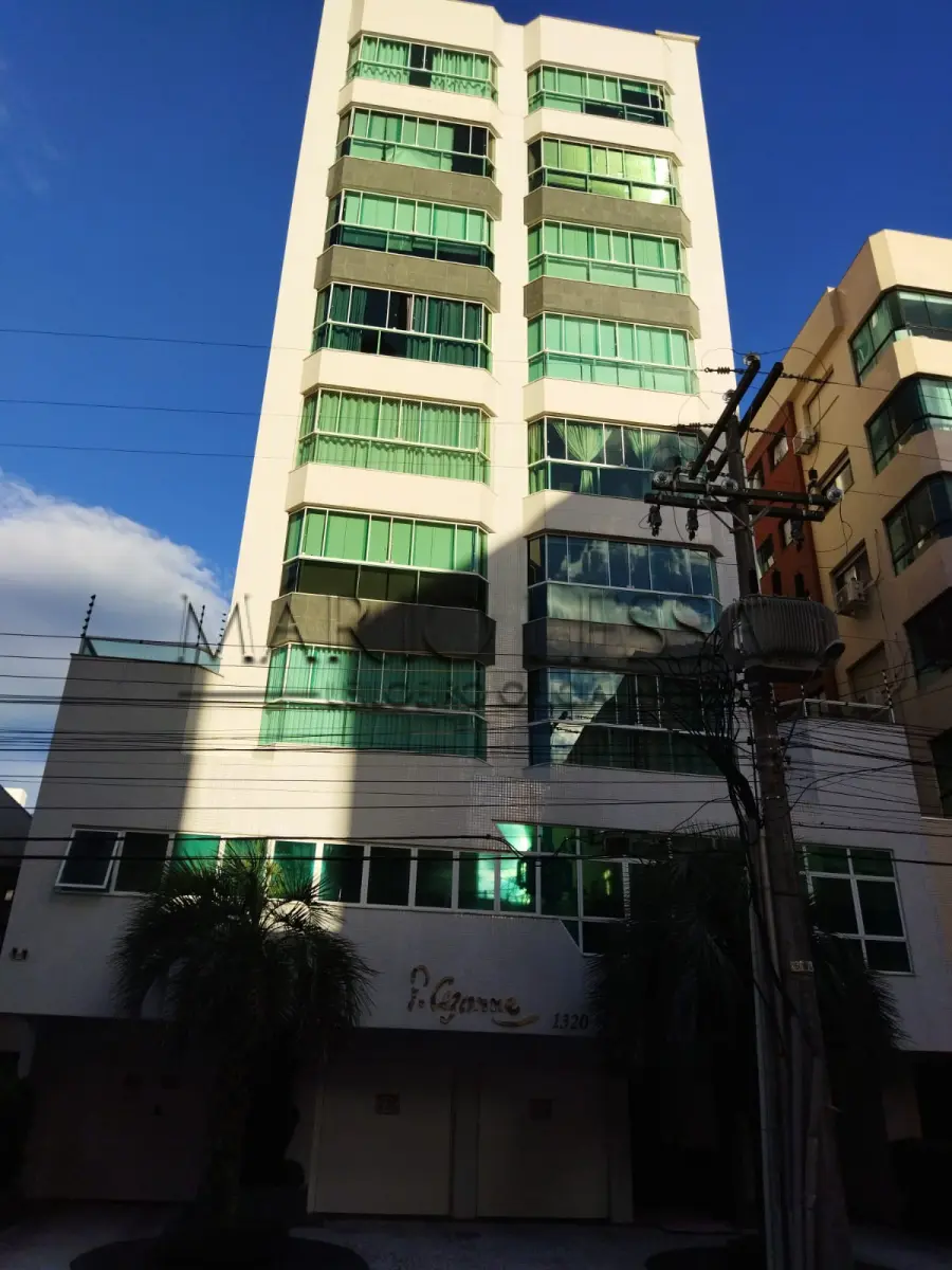 LOTE 005 - Apart. mobiliado com vaga dupla em Capão da Canoa