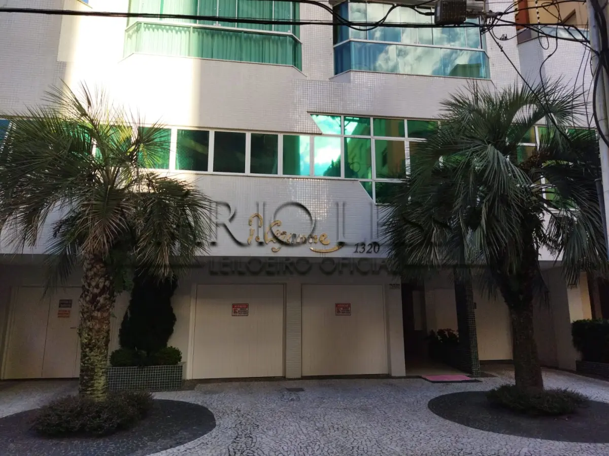 LOTE 005 - Apart. mobiliado com vaga dupla em Capão da Canoa