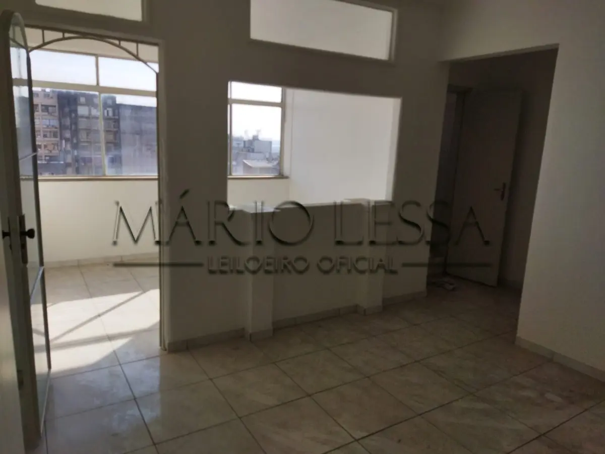 LOTE 005 - Sala desocupada 19 andar da Galeria Malcon