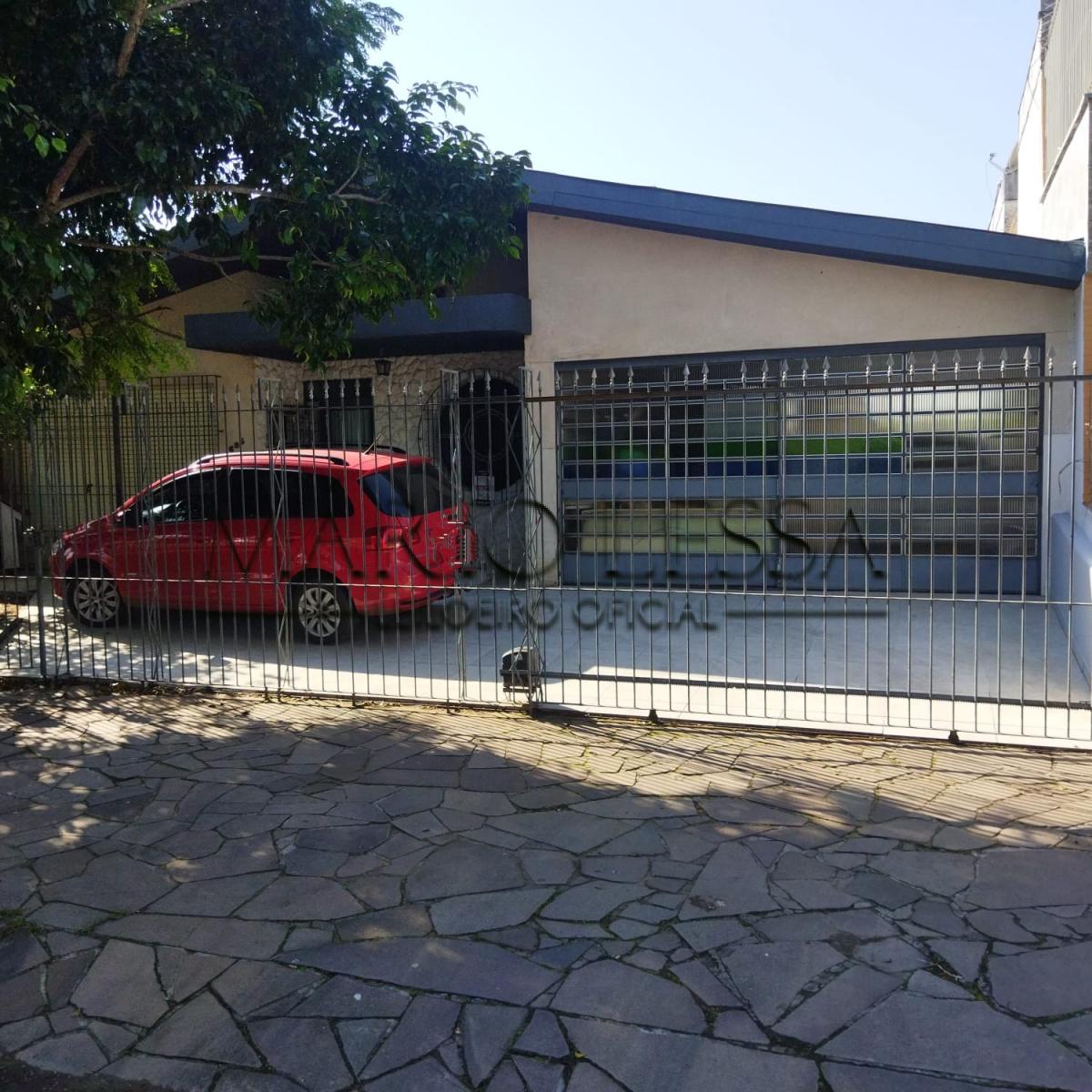 Casa na Av. dos Gaúchos