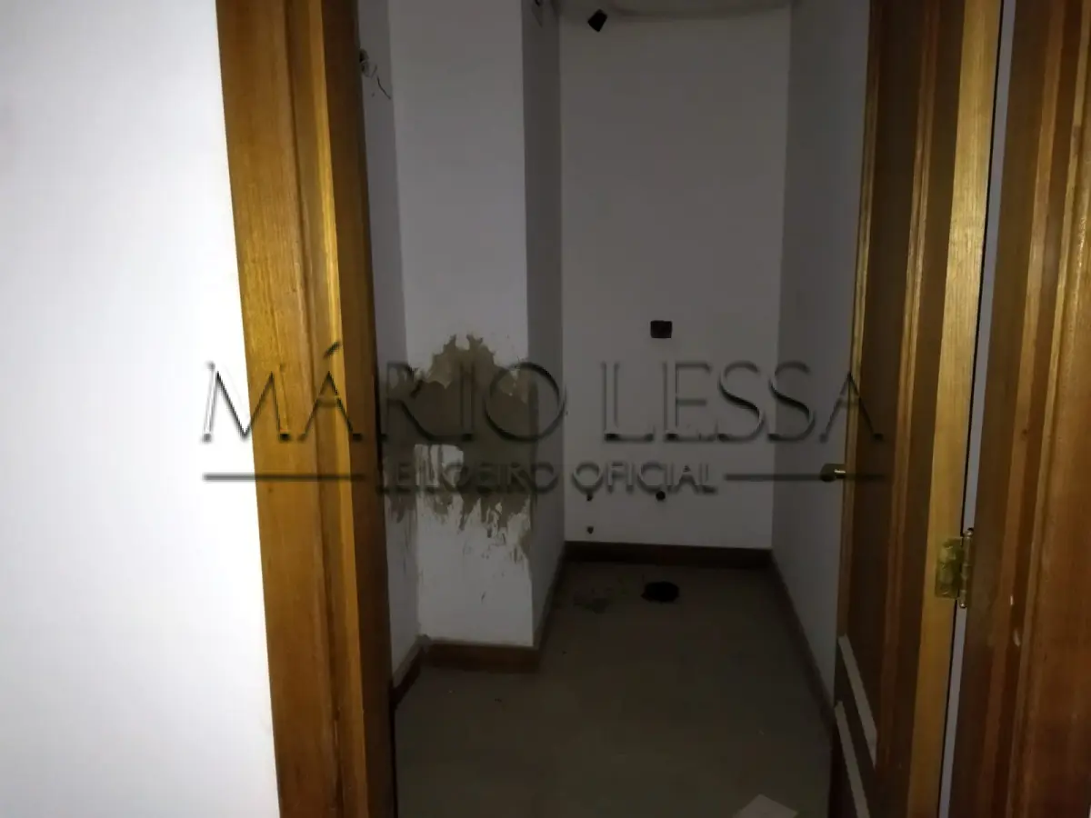 LOTE 006 - 500m² e cinco vagas na R Dona Laura