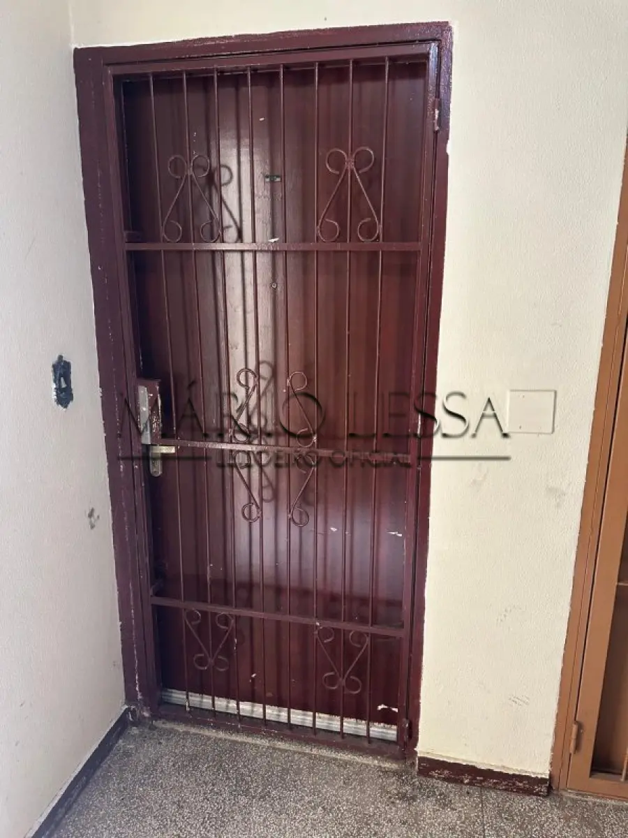 LOTE 001 - Apartamento térreo Cond Fernando Ferrari
