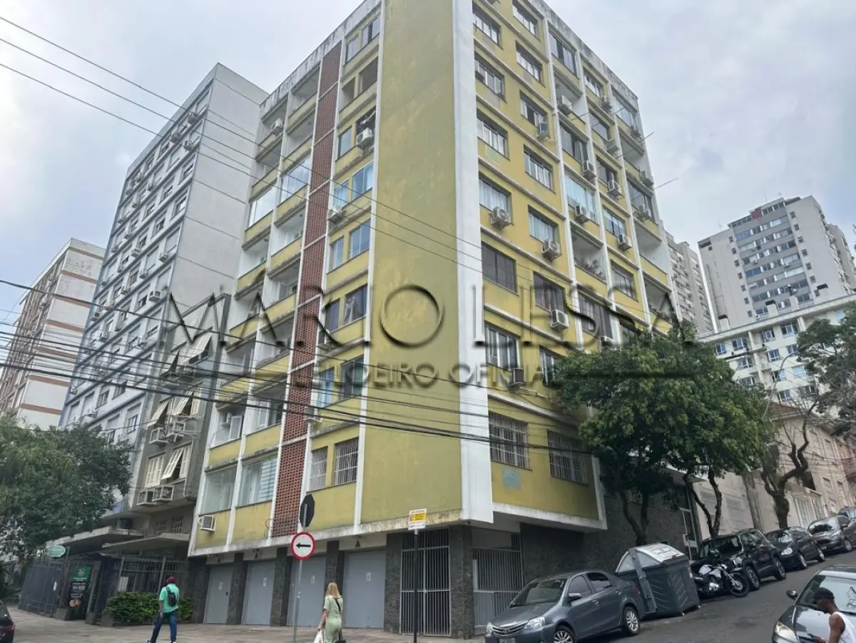 LOTE 001 - Apartamento 43m² Centro Histórico