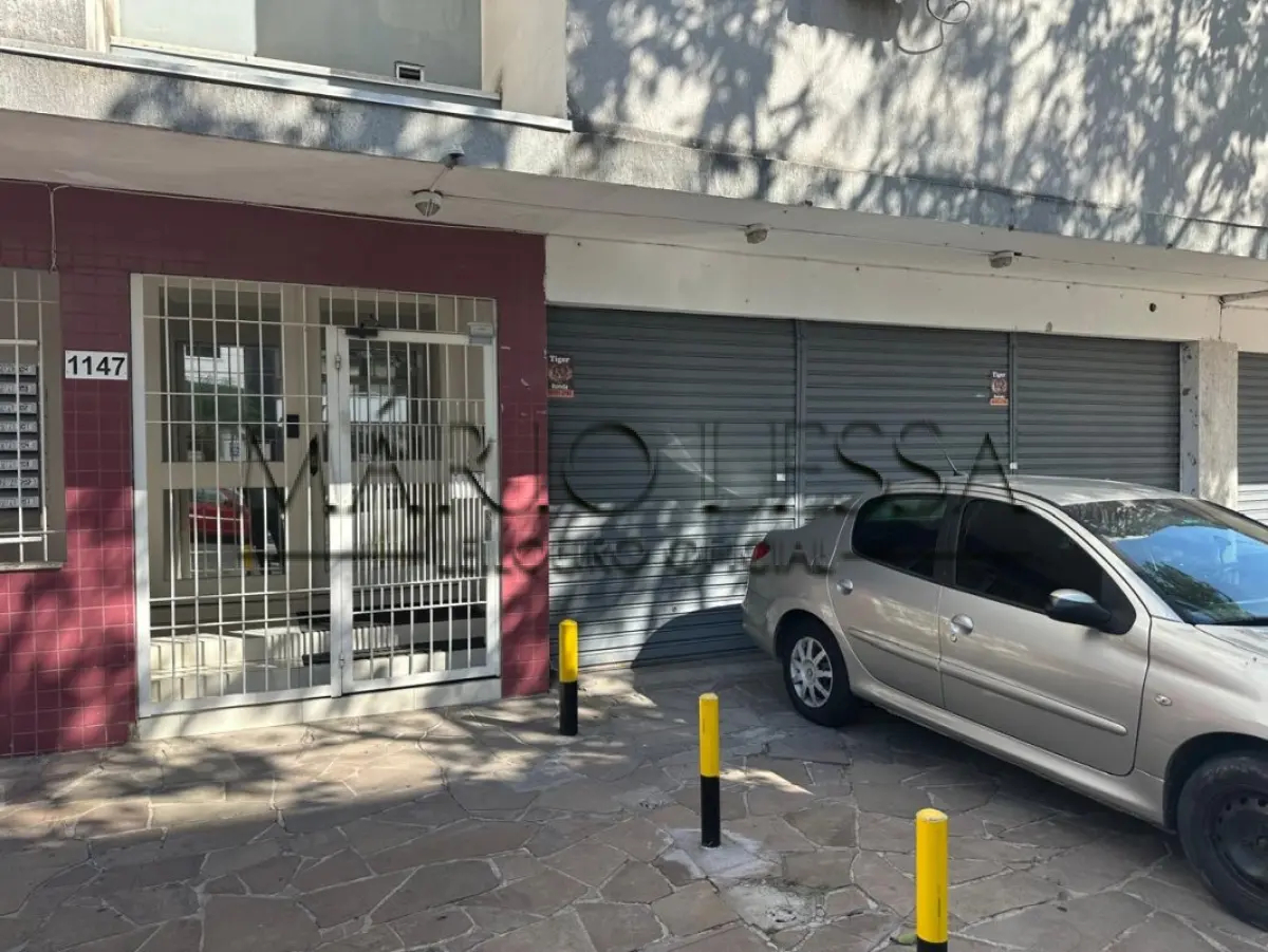 LOTE 002 - Loja na R Santa Cecília junto à Av. Ipiranga