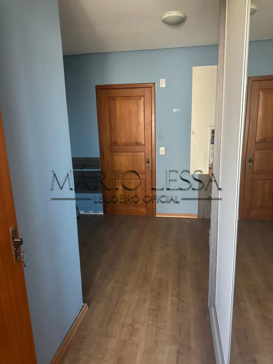 LOTE 001 - Cobertura 220m² na R Pedro Ivo, desocupado