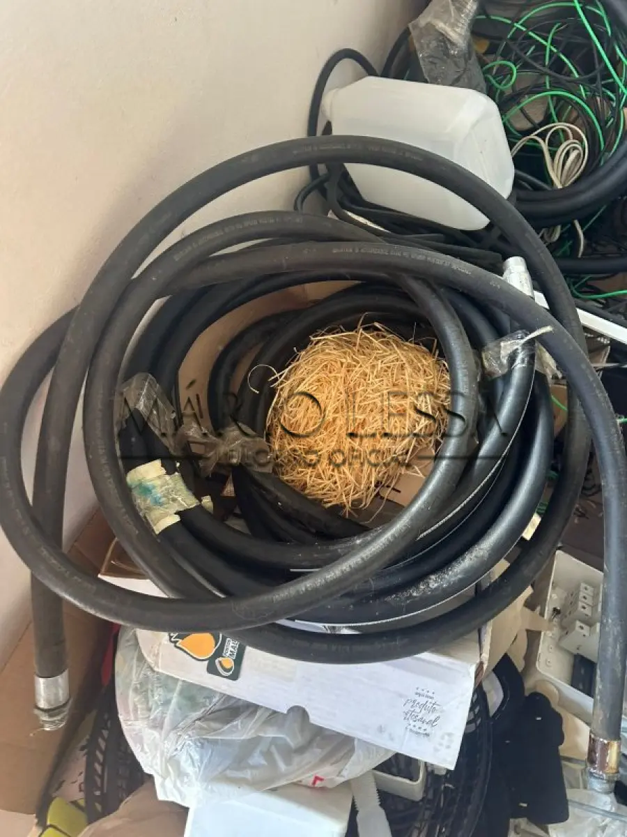 LOTE 001 - Equipamentos e produtos para Postos de Combustível