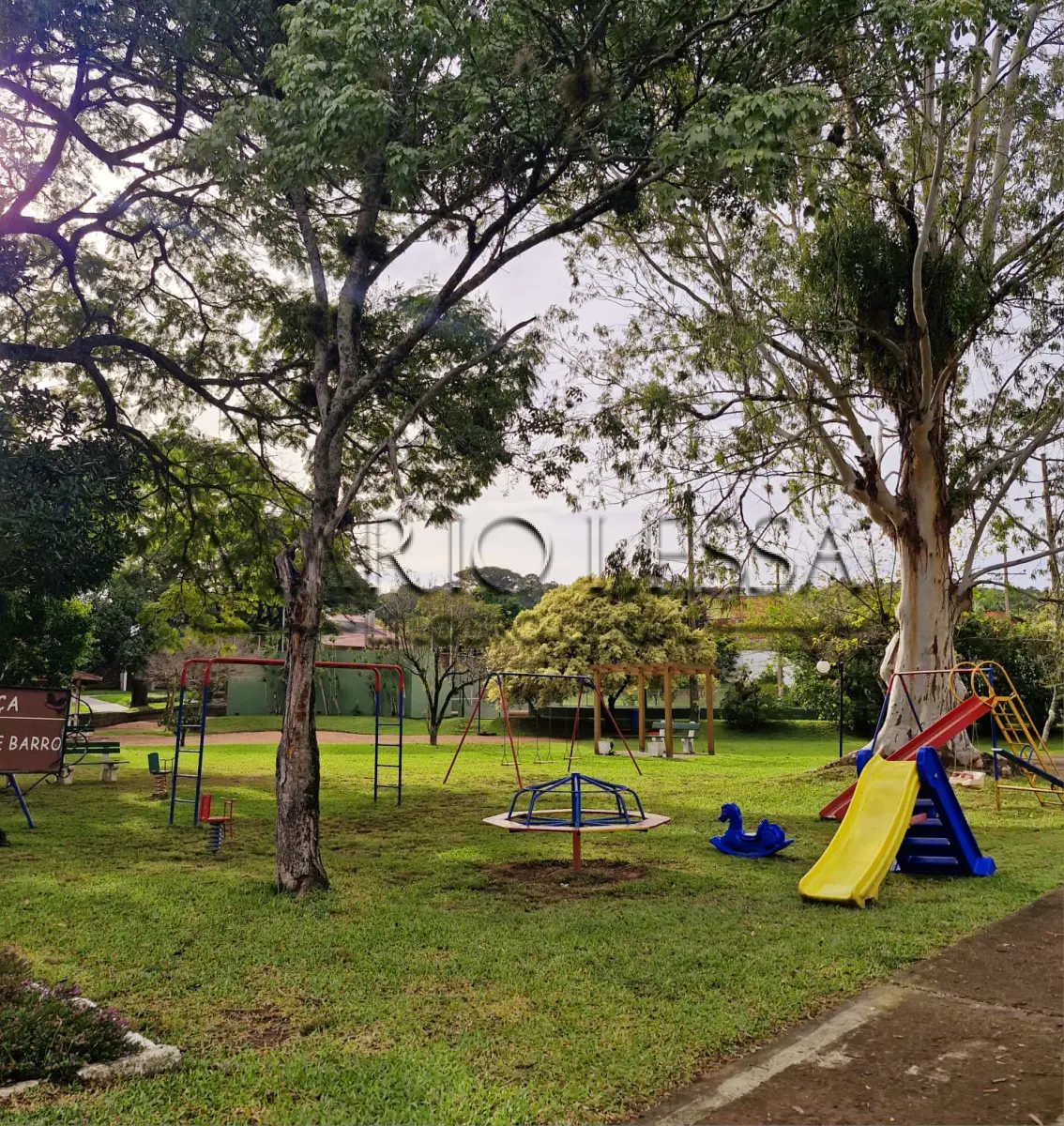 LOTE 003 - Terreno 300m² em Condomínio na Av. Juca Batista