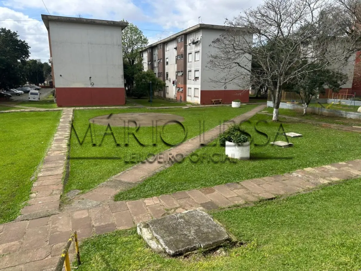 LOTE 001 - Apartamento térreo Cond Fernando Ferrari