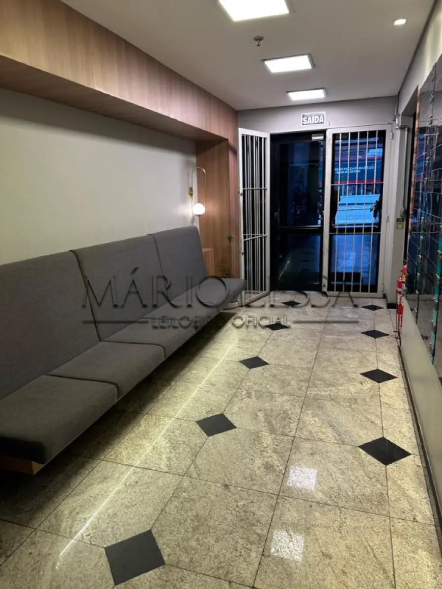 LOTE 001 - Conjunto pronto para clínica médica ou estética