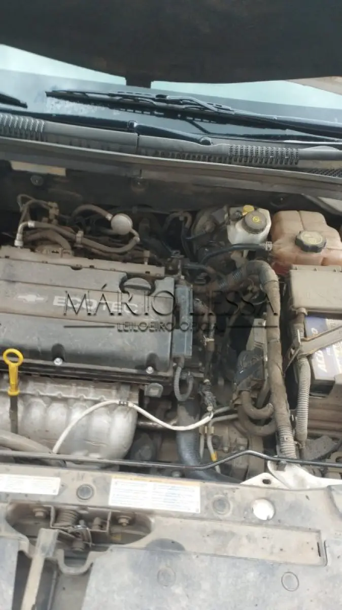 LOTE 005 - GM CRUZE LT HB 2015