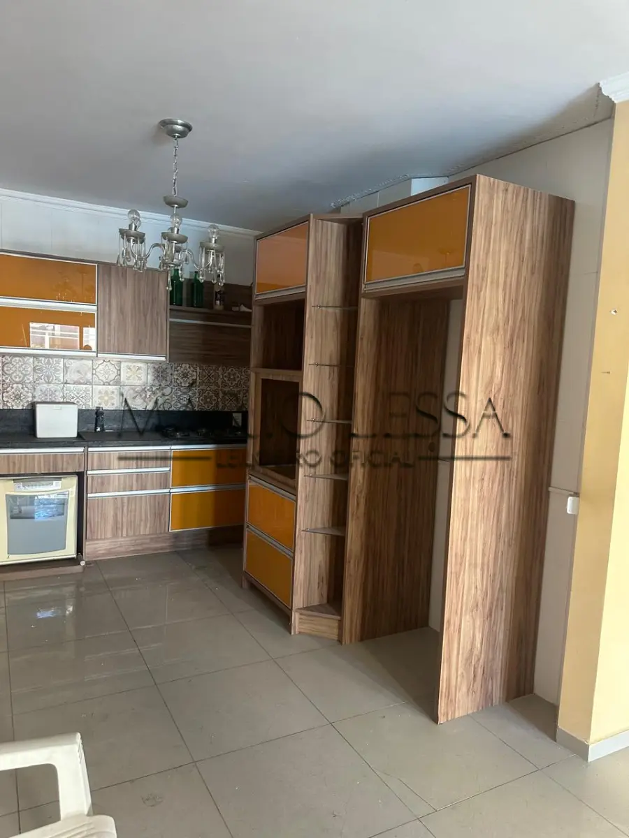 LOTE 001 - Cobertura 220m² na R Pedro Ivo, desocupado