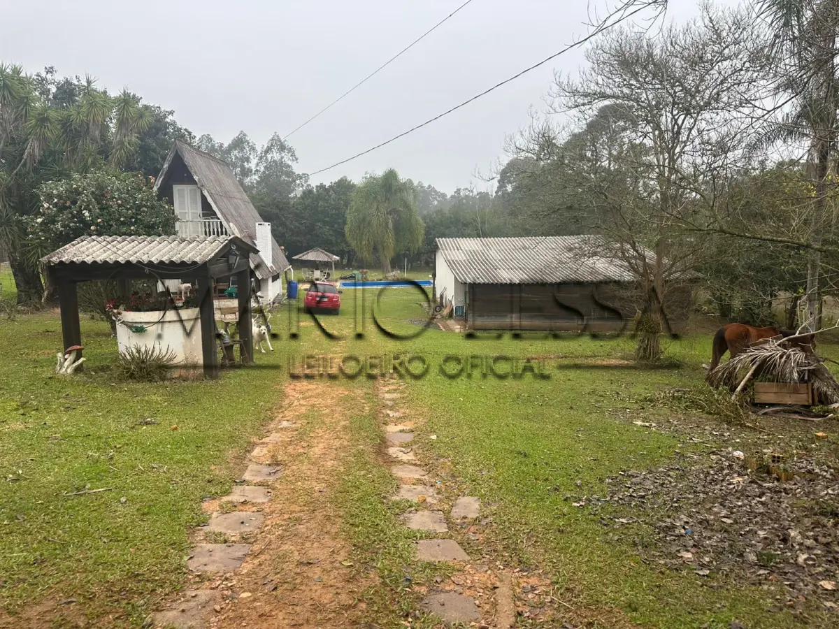 LOTE 001 - Sítio com terreno 2.550m² - Guaíba Country Club