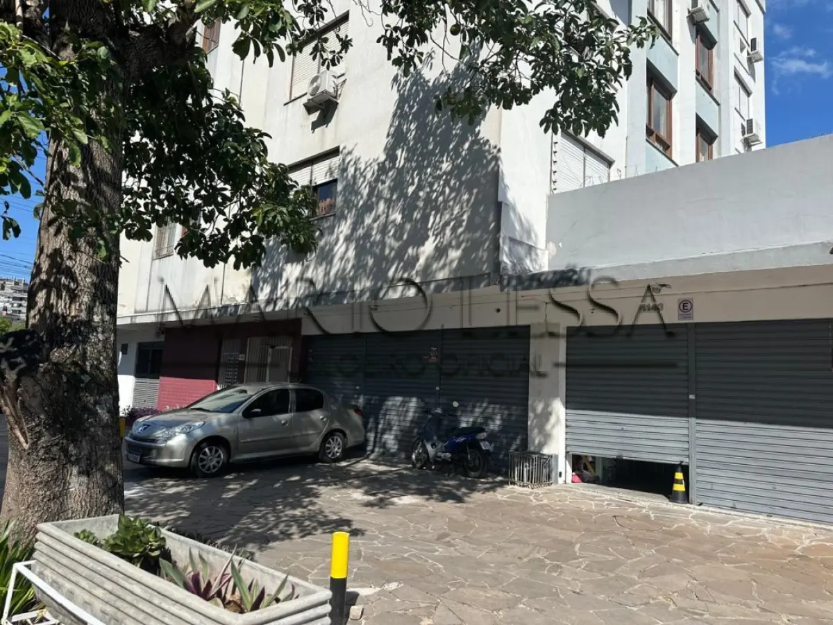 LOTE 002 - Loja na R Santa Cecília junto à Av. Ipiranga