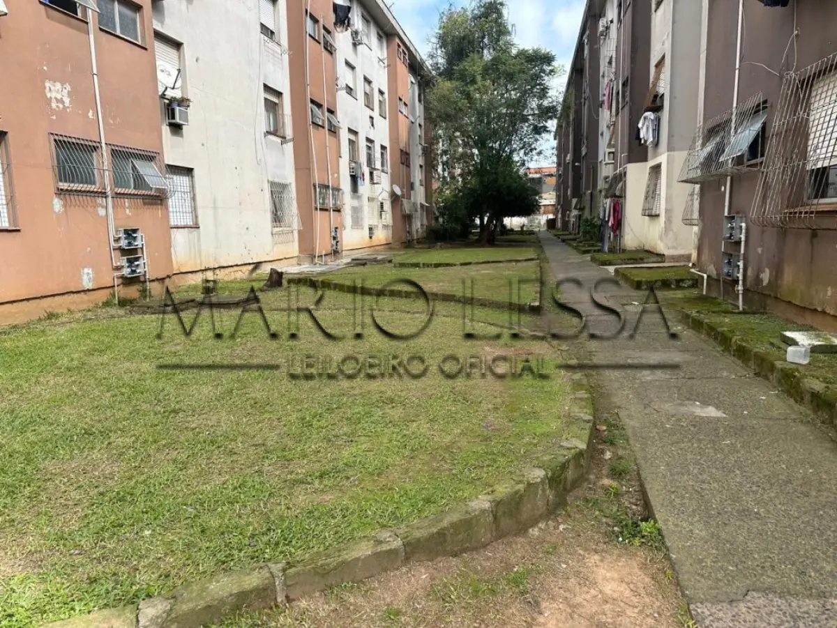 LOTE 001 - Apartamento térreo Cond Fernando Ferrari