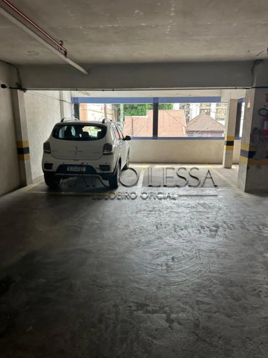 LOTE 001 - Conjunto pronto para clínica médica ou estética