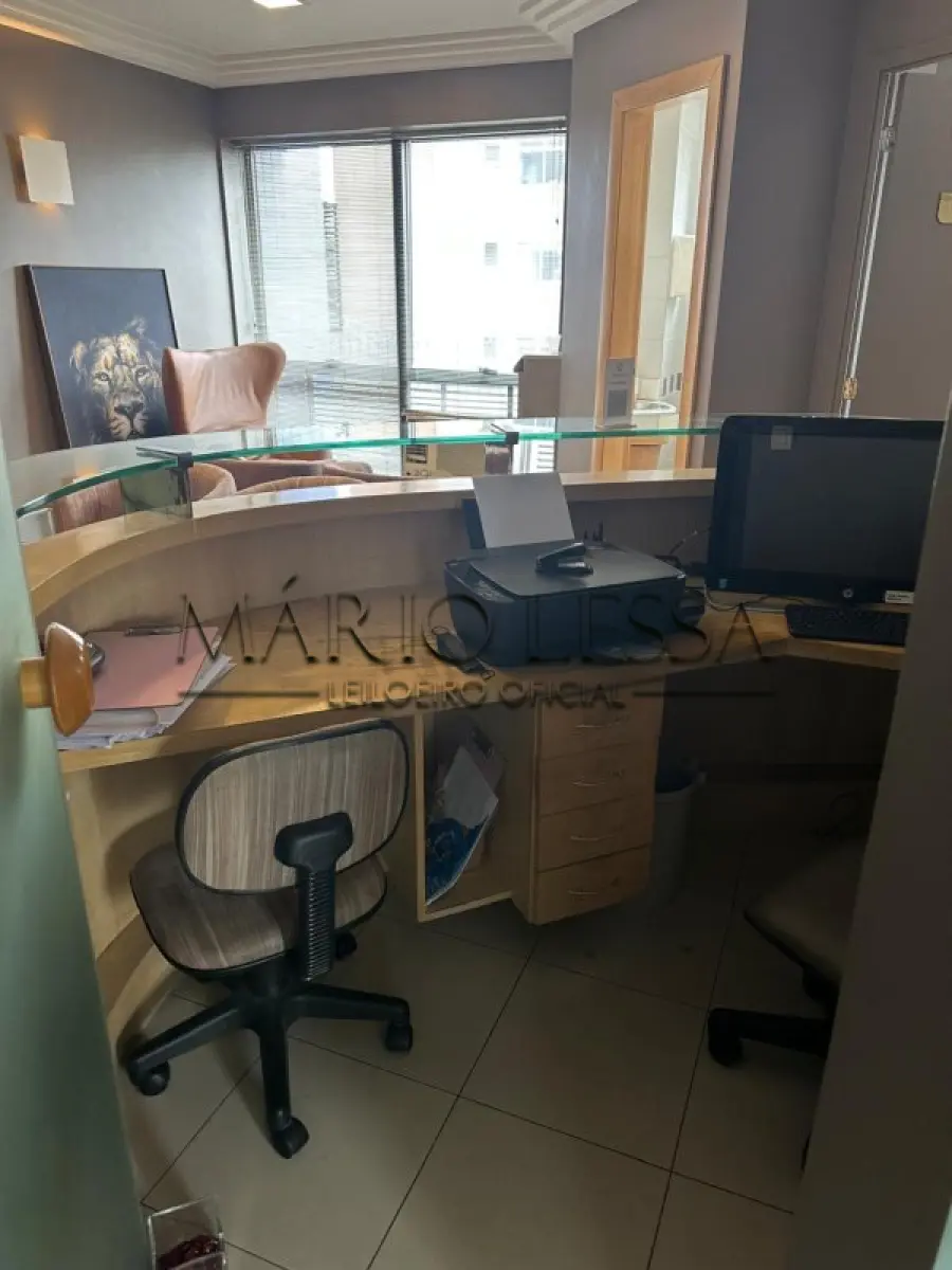 LOTE 001 - Conjunto pronto para clínica médica ou estética