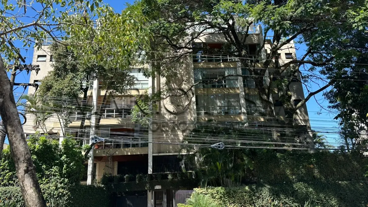 LOTE 001 - Apart 153m² + três vagas na Av. Nilo Peçanha