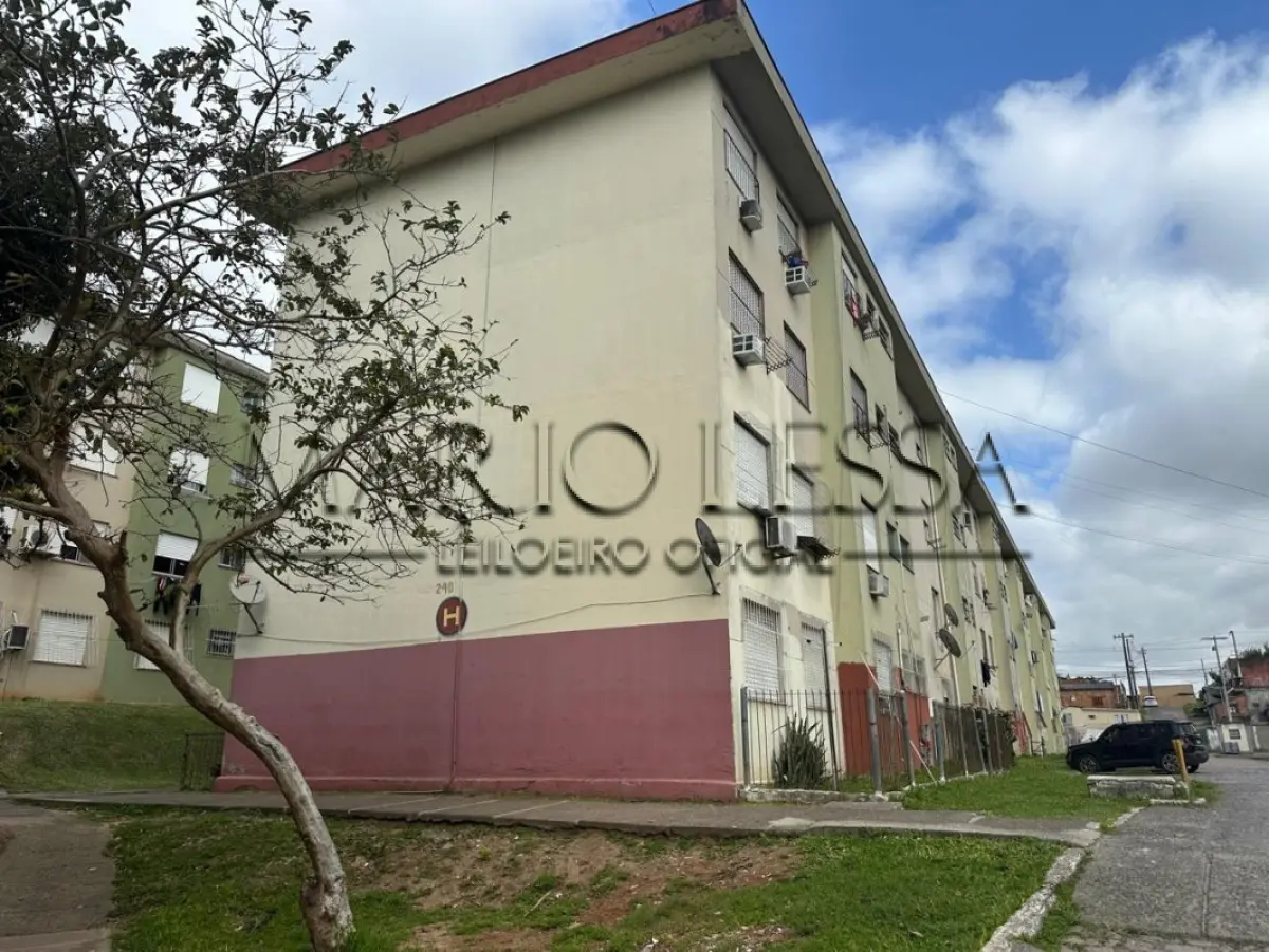 LOTE 001 - Apartamento térreo Cond Fernando Ferrari