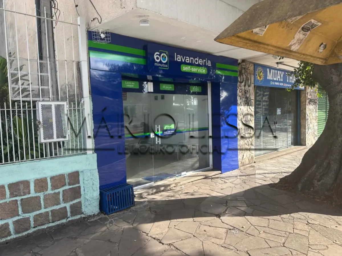 LOTE 002 - Loja de 50m² na Av. Bento Gonçalves, 455