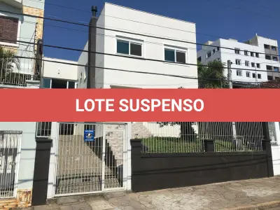 LOTE 001 - Sobrado na Rua Domingos Martins
