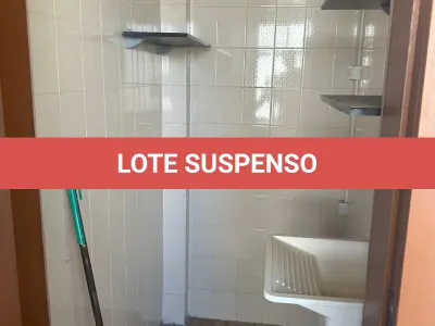 LOTE 002 - Cobertura 220m² na R Pedro Ivo, desocupado