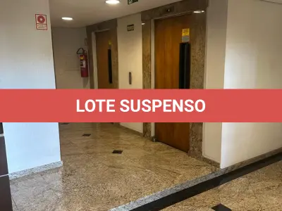 LOTE 002 - Cobertura 220m² na R Pedro Ivo, desocupado