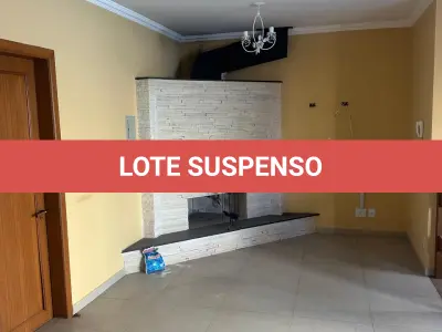 LOTE 002 - Cobertura 220m² na R Pedro Ivo, desocupado