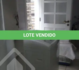 LOTE 001 - Linda casa em Condomínio. Bairro Tristeza