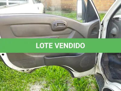 LOTE 007 - Hyundai HR ano 2006