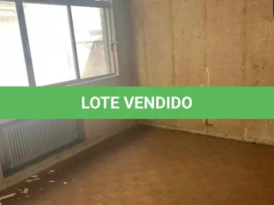 LOTE 010 - Ap. 81, na Rua Marechal Floriano, 370, desocupado