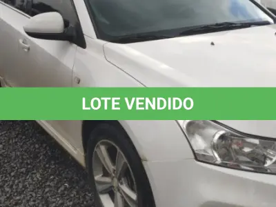 LOTE 005 - GM CRUZE LT HB 2015
