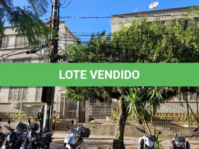 LOTE 004 - Ap na Rua Freitas de Castro