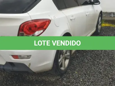 LOTE 005 - GM CRUZE LT HB 2015