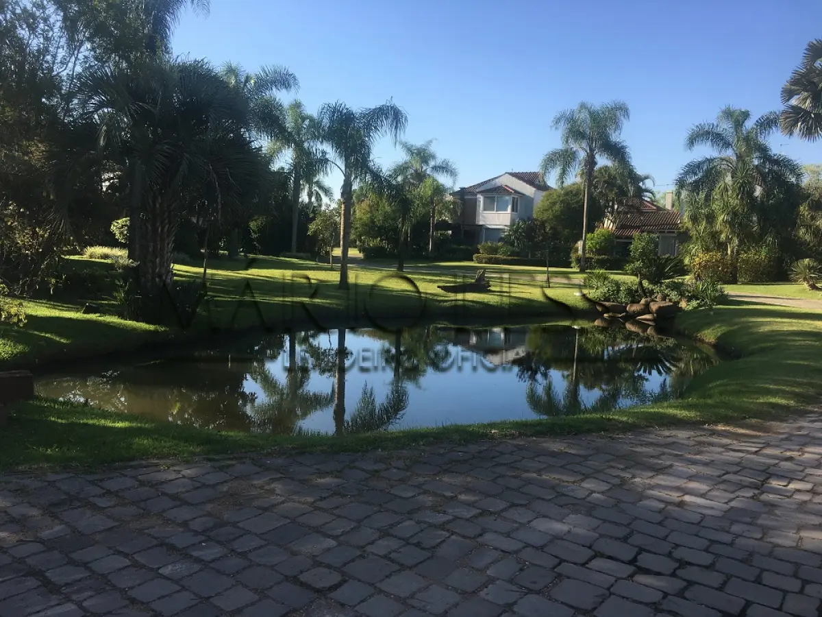 LOTE 001 - Cond. Pier Jacui - Casa 300m²