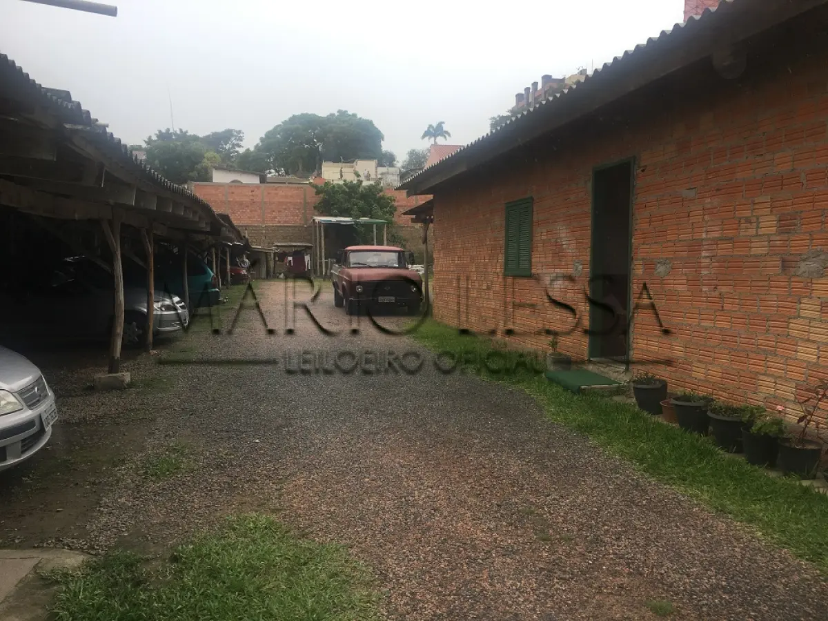 LOTE 001 - Terreno de 947m² no Bairro Cristal