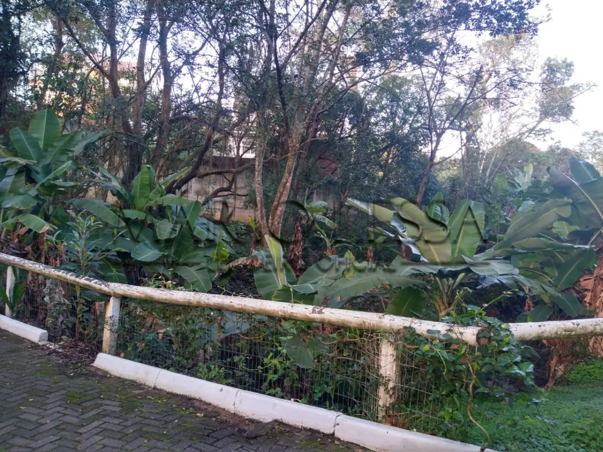 LOTE 004 - Casa 300m². Condomínio Jardim Esplanada