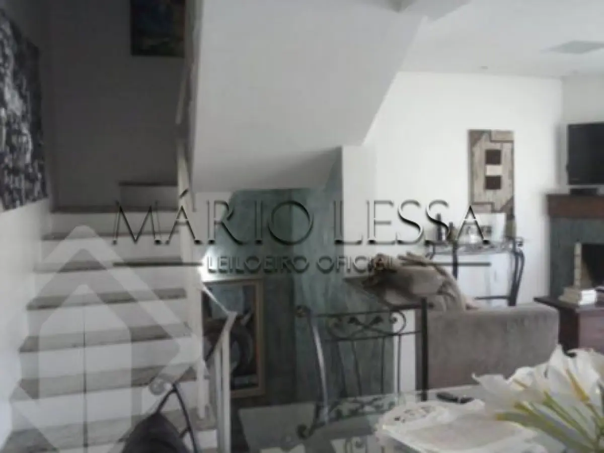 LOTE 002 - Linda casa em Condomínio. Bairro Tristeza