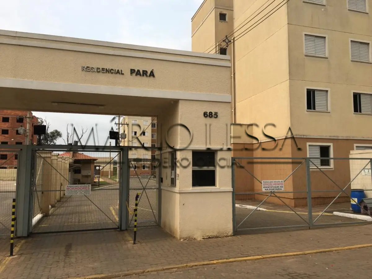 LOTE 001 - Apart desocupado, dois quartos Jardim Betânia