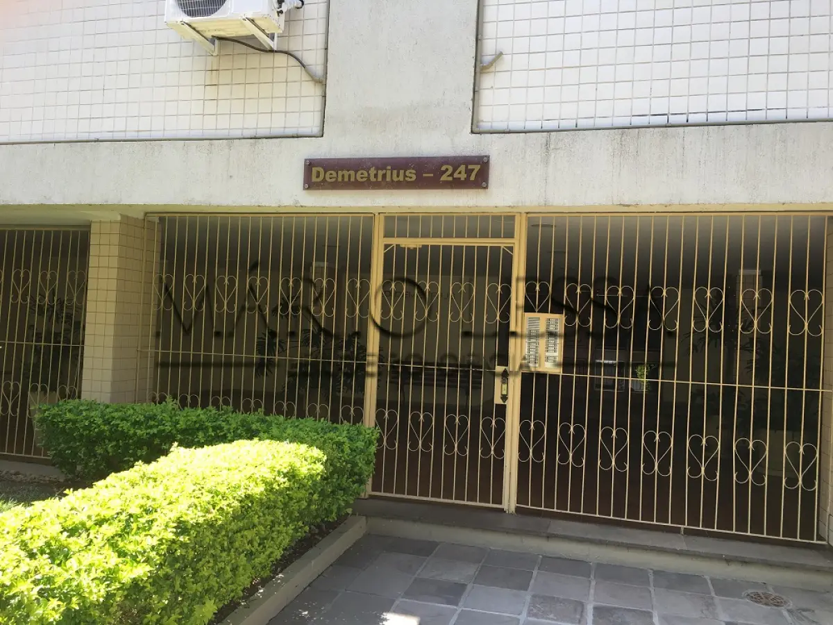 LOTE 1 - Desocupado. Rua Demétrio Ribeiro, Centro