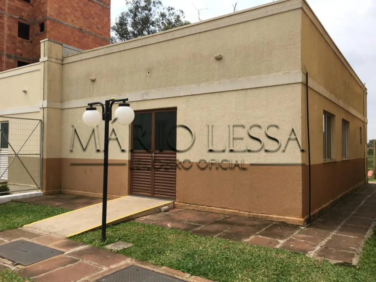 LOTE 001 - Apart desocupado, dois quartos Jardim Betânia