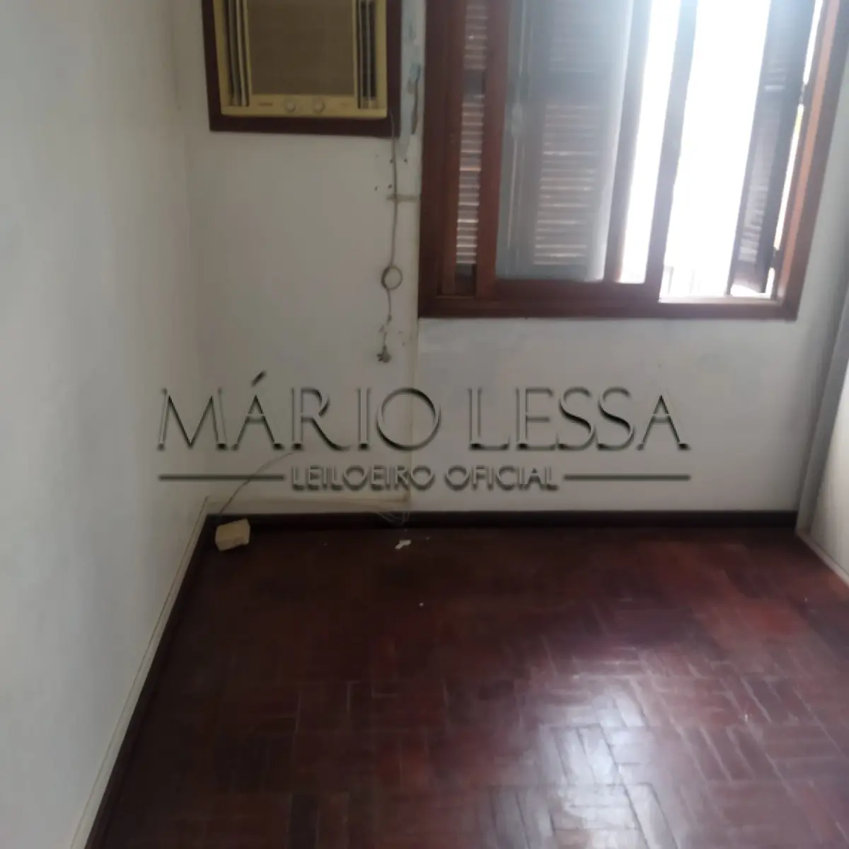 LOTE 001 - Ap. 33m² na Av. Pernambuco 2756. Desocupado