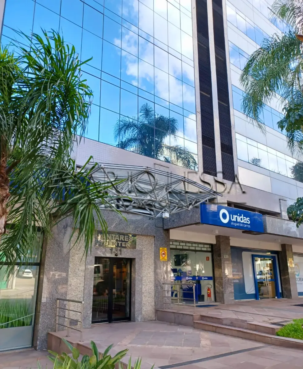 LOTE 004 - Sala 58m² e vaga na Carlos Gomes. Ed. Antares